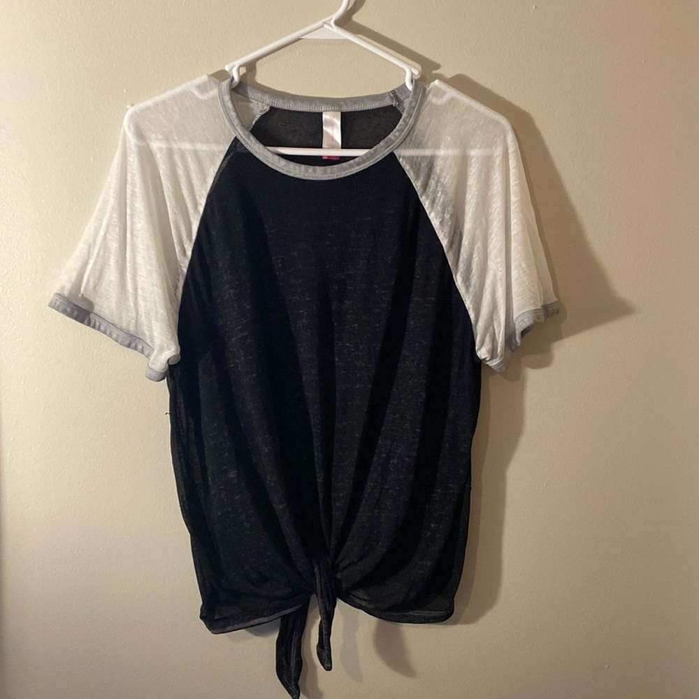 No Boundaries Size XL